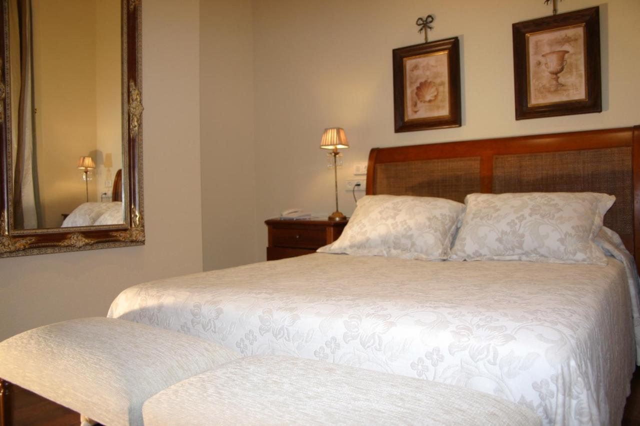 Hotel Arcea Palacio De Las Nieves 랑그레오 외부 사진