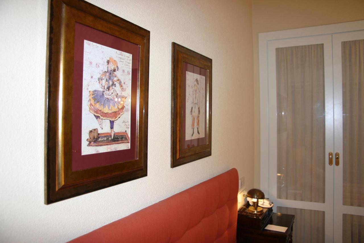 Hotel Arcea Palacio De Las Nieves 랑그레오 외부 사진