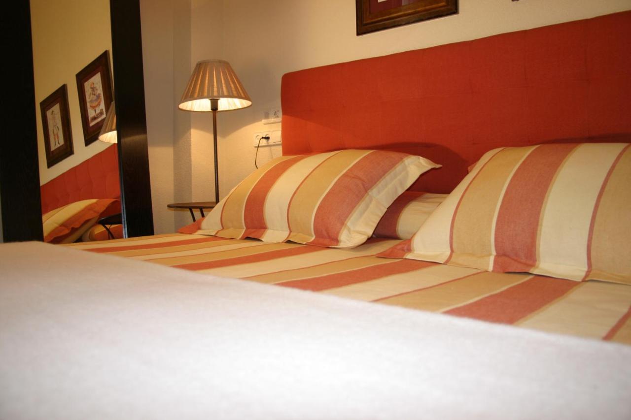Hotel Arcea Palacio De Las Nieves 랑그레오 외부 사진