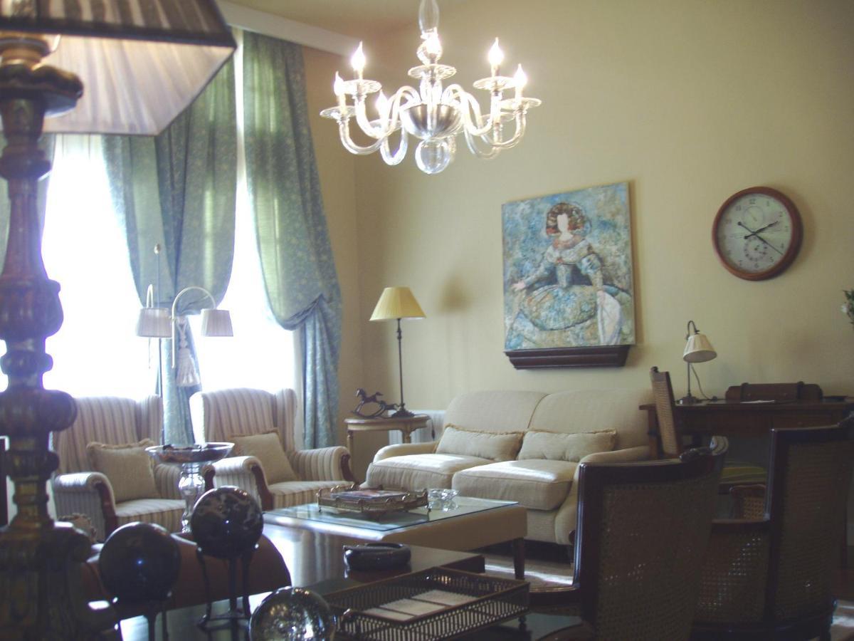 Hotel Arcea Palacio De Las Nieves 랑그레오 외부 사진