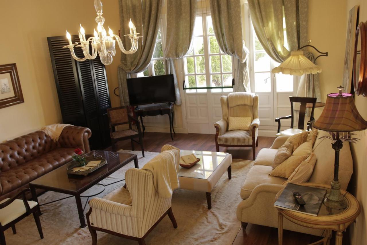Hotel Arcea Palacio De Las Nieves 랑그레오 외부 사진